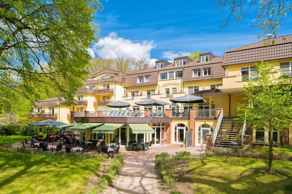 Kurhaus Am Inselsee Güstrow Esterno foto